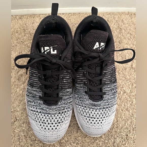 APL women’s TechLoom Pro White / Heather Grey / Black Melange Size 9.5 - Picture 14 of 15